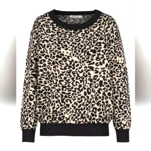 Molly Braken leopard print crew neck sweater size XS/S